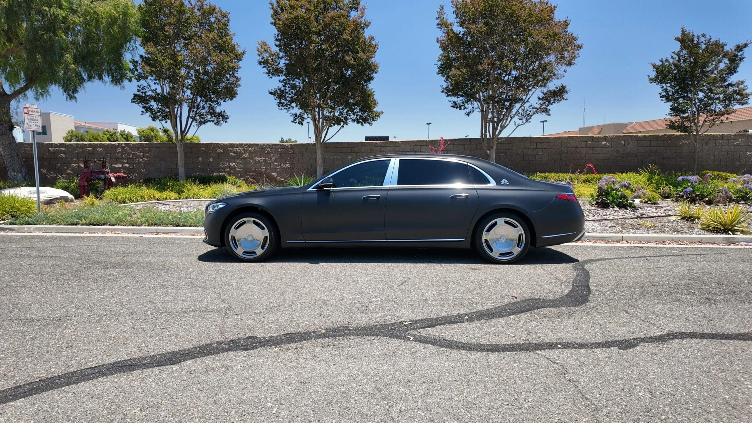 Mercedes-Maybach S 580 detail relevant to miami office car delivery on RENT MIAMI LUXURY